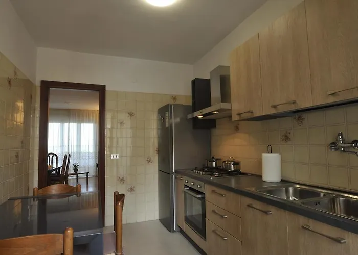 Lt Miramare Fronte Mare Garage Privato Giulianova