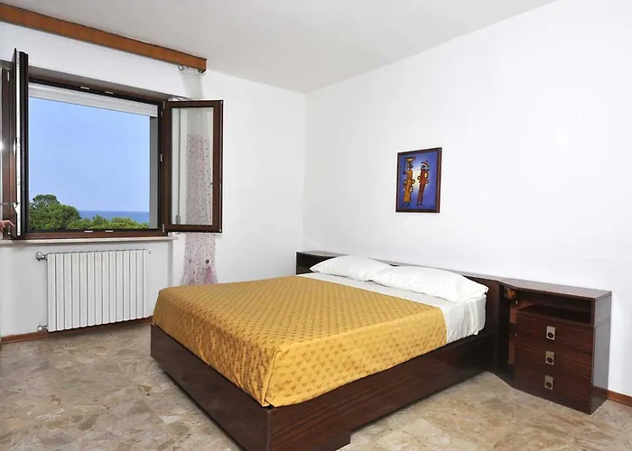 Lt Miramare Fronte Mare Garage Privato Daire