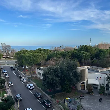 Apartment L T Miramare