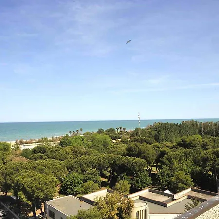 Lt Miramare Fronte Mare Garage Privato