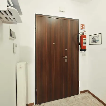 Appartamento Lt Miramare Fronte Mare Garage Privato Apartament