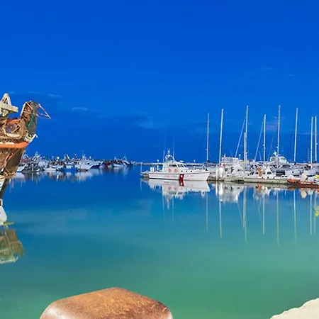 Appartamento Lt Miramare Fronte Mare Garage Privato Διαμέρισμα *