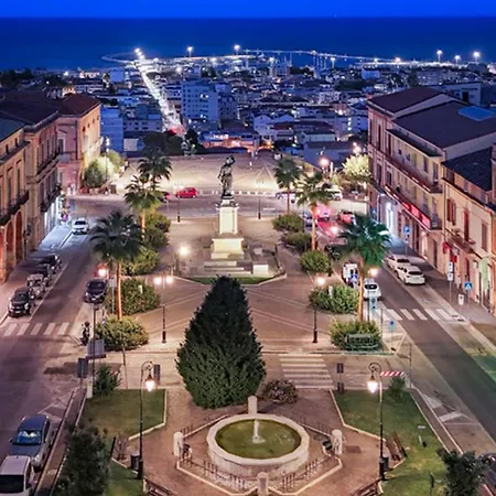 Lt Miramare Fronte Mare Con Garage Appartement