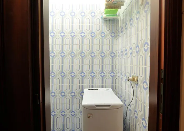 Lt Miramare Fronte Mare Garage Privato جوليانوفا